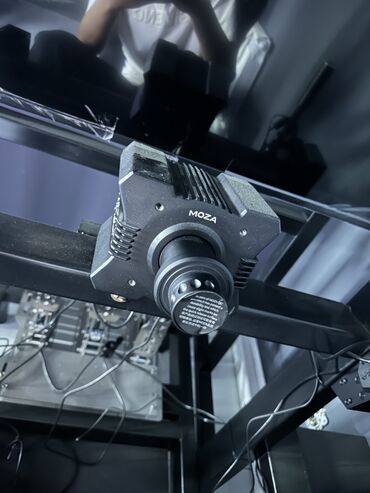 Рули: Профессиональный комплект для симрейсинга Состав и особенности: - — 4