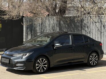 Toyota: Toyota Corolla: 2022 г., 1.2 л, Вариатор, Бензин, Седан