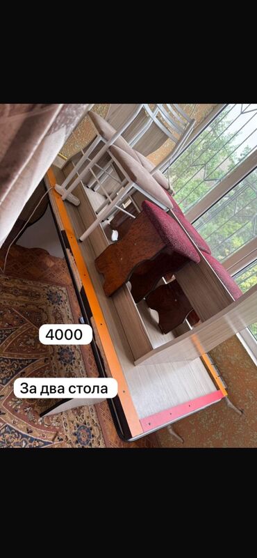Кухонные столы: Кухонный стол, Б/у, Прямоугольный, Нераскладной, Дерево