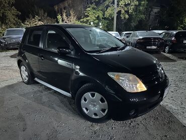 Toyota: Toyota ist: 2000 г., Автомат, Бензин, Хэтчбэк