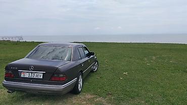 w124 e220: Mercedes-Benz W124: 1993 г., 2.2 л, Механика, Бензин, Седан — 3