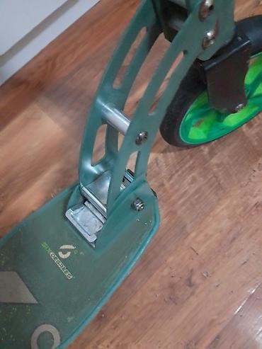 Trotineti, skejtbordovi i hoverbordovi: Trotinet je potouno ispravan, u odlicnom stanju je sa sitnim tragovima — 4