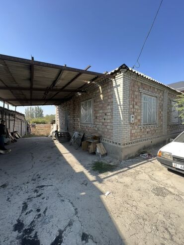продается дом дордой: Дом, 100 м², 4 комнаты, Собственник, Старый ремонт