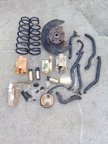 corolla runx: Тойота виш б/у запчасти коробка бублик бензонасос ступица передний