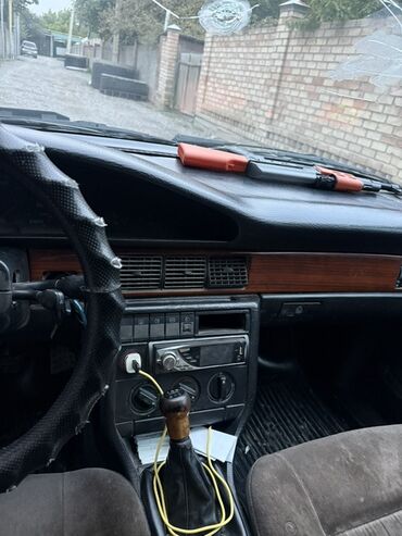 купить чехлы на гольф 4: Audi 100: 1990 г., 2.3 л, Механика, Бензин, Седан