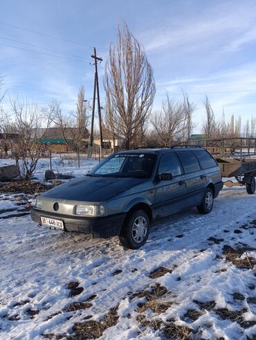 Volkswagen: Volkswagen Passat Variant: 1989 г., 1.8 л, Механика, Бензин, Универсал