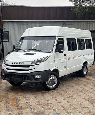 Автобусы и маршрутки: Автобус, 2023 г.