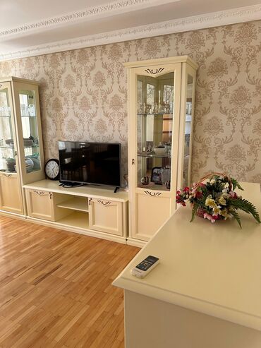 Долгосрочная аренда квартир: 3 комнаты, Агентство недвижимости — 11