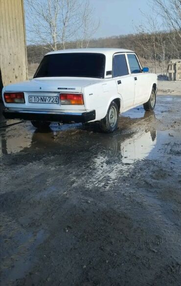 запчасти форд фокус 1: VAZ (LADA) 2107: 1.6 l | 2006 il Sedan