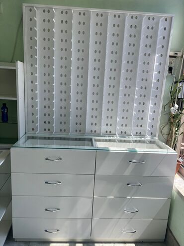 Digər ofis mebeli: "OPTIKA" mebilleri satilir.Yenidir.ela veziyetdedir etrafli melat ucun