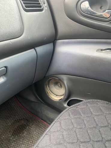 Mitsubishi: Mitsubishi Space Star: 2000 г., 1.3 л, Механика, Бензин, Универсал — 12