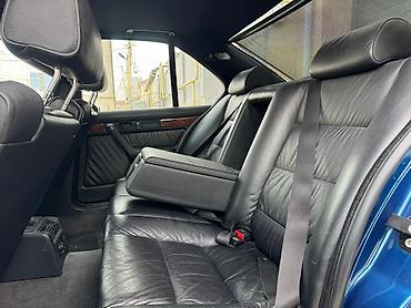 BMW: BMW 5 series: 1995 г., 4.4 л, Механика, Бензин, Седан — 12