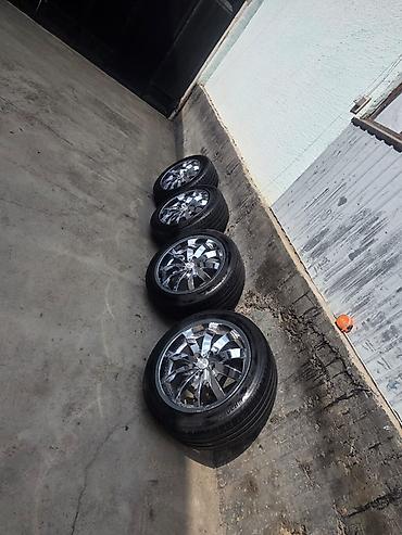 racing dynamics: Комплект из 4 колес в сборе: хромированные литые диски + летние шины — 4