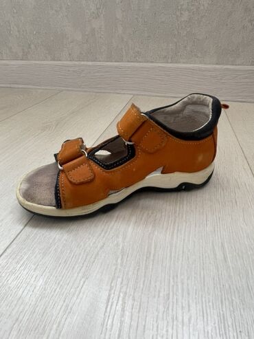 Босоножки, сандалии, шлепанцы: Босоножки, 36, Glossi, Б/у, цвет - Черный, Платная доставка, Самовывоз — 9