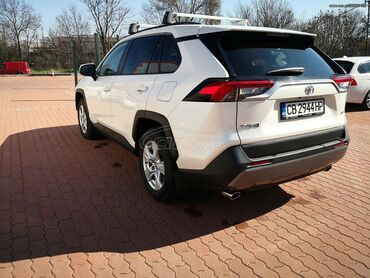 Toyota: Toyota RAV4: 2 l. | 2019 έ. SUV/4x4 — 7