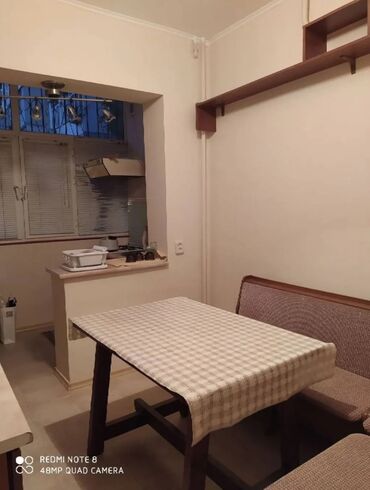 104 серия квартиры: 3 комнаты, 68 м², 106 серия, 1 этаж, Старый ремонт