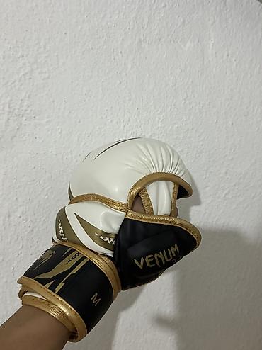 жалал абад одежда: 🥊 Перчатки Venum — новые! Продаю перчатки Venum(черепашка) в стильном — 4
