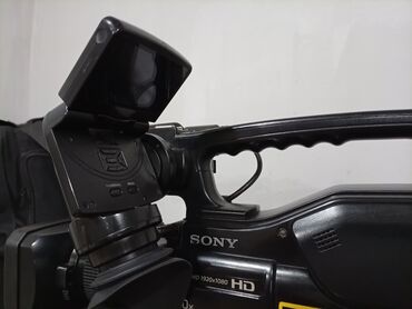 lazer epilyasiya aparatinin qiymeti: Sony HXR-MC2500 videokamera peşəkar çəkilişlər üçün nəzərdə