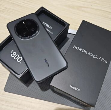 hisense телефон: Honor Magic 7 Pro, Б/у, 256 ГБ, цвет - Черный, 2 SIM