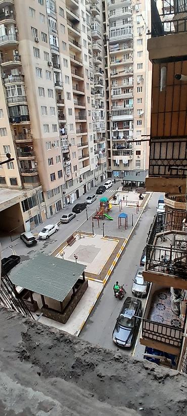 Mənzillər: Yeni yasamal Əsəd Əhmədov küçəsi üzrə yerləşən 22 mərtəbəli binanın 8 — 4