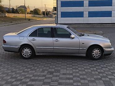 byd han ev: Mercedes-Benz E-Class: 1999 г., 2.4 л, Автомат, Бензин, Седан — 5