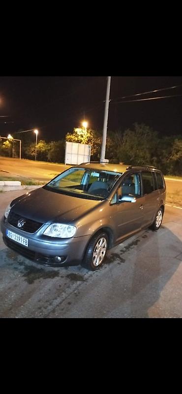 multimedije za auto: Volkswagen2.0tdi Touran – porodični MPV - Karoserija: 5 vrata, siva — 1