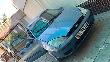 Ford Focus: 2003 г., Хэтчбэк