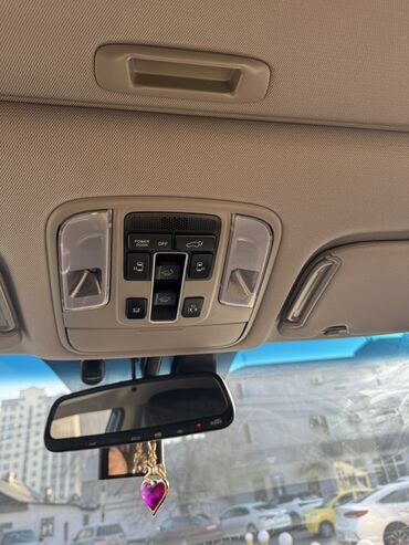 Kia: Kia Carnival: 2019 г., 2.2 л, Автомат, Дизель, Минивэн — 9