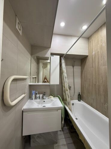 Продажа квартир: 3 комнаты, 90 м², Элитка, 5 этаж, Евроремонт at lalafo.kg — 20 Продажа квартир: 3 комнаты, 90 м², Элитка, 5 этаж, Евроремонт — 20