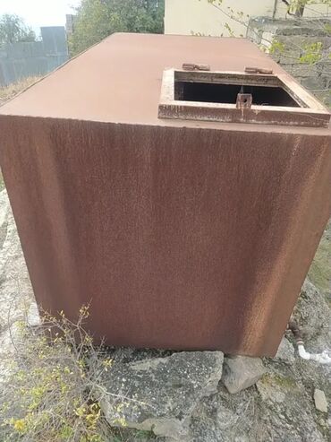 Baklar və çənlər: Bak, Metal, 4000 l l — 6