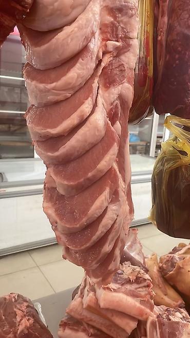 кишки: 猪肉 订购 Доброго времени Продаю мясо свинины-тушами пол туши. Кусками — 2