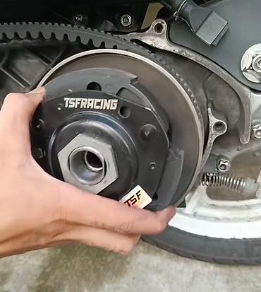 Мотозапчасти и аксессуары: Мото мастерская MOTO FIX KG 📍12 микрорайон 👉🏻#Диагностика 👉🏻 #Ремонт — 30