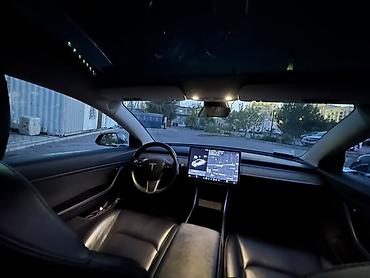 плесос для машины: Tesla Model 3: 2019 г., Электромобиль, Лифтбек — 10