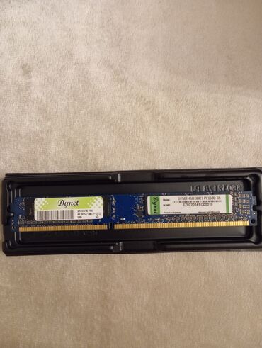 Monitorlar: RAM DDR3 4GB PC-1600