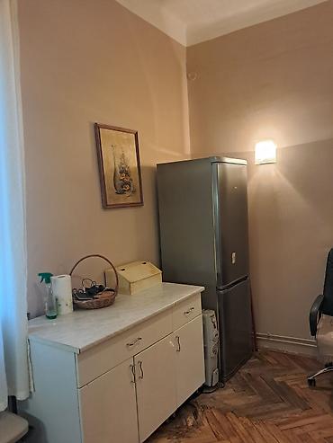 Prodaja stanova: Za ljubitelje Zemuna, sjajna ponuda. Prodaje se stan na 1. spratu,u — 15
