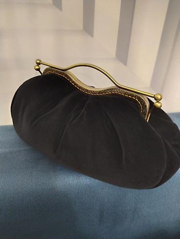 Классические сумки: Продаю бархатный редикюль сумочку, новая, черного цвета размер 30×15 — 4