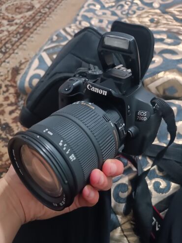 Canon 700D 18-200mm Зеркальный сенсорный Объектив 11.11х зум