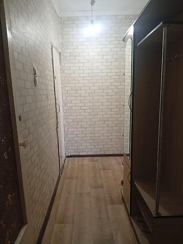 Продажа квартир: 1 комната, 35 м², 105 серия, 4 этаж, Косметический ремонт — 9
