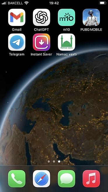 Apple iPhone: IPhone SE 2020, 128 GB, Qırmızı, Simsiz şarj — 11