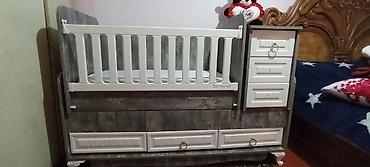 Мебель: Uşaq beşiyi – komodlu və çekmecəli model - Material: ağac əsaslı — 2