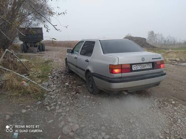 Карабалта венто - Кыргызстан: Volkswagen Vento: 1.8 л | 1995 г. | Седан