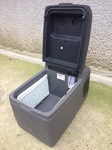 Auto oprema: INDEL B kompresorski frizider - 12/24 v ODLICAN INDEL B kompresorski — 10