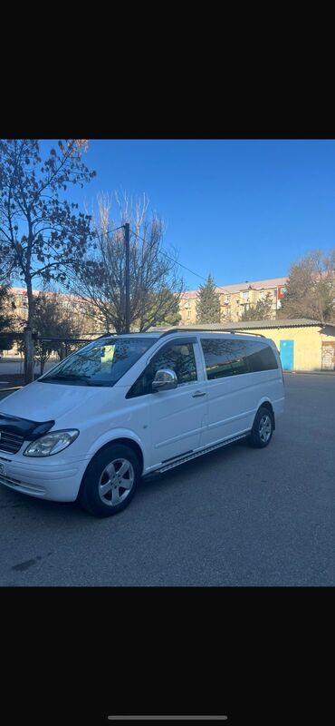 Mercedes-Benz Vito: 2.5 l | 2010 il Pikap