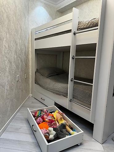 İkimərtəbəli uşaq çarpayıları: Oğlan və qız üçün, Yeni, Çarpayı, Matras ilə, Siyirməli — 3