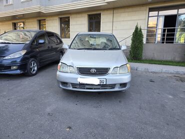 Toyota: Toyota Gaia: 2001 г., 2 л, Автомат, Бензин, Минивэн