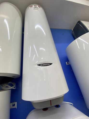 автаномная печка: Водонагреватель Ariston Накопительный