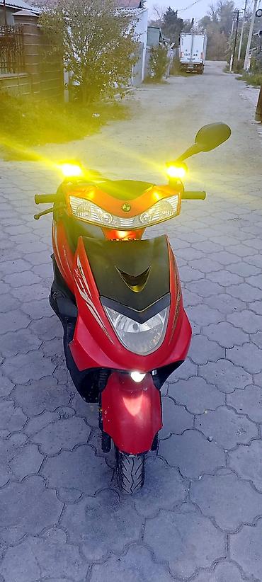 roewe e5: 🛵 Продаю скутер 150 кубов Красный, в рабочем состоянии, ездит отлично — 1