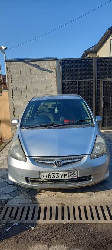 Honda: Honda Fit: 2005 г., 1.5 л, Вариатор, Бензин, Хэтчбэк