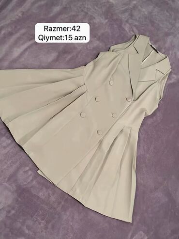 Pencəklər: Qadın geyimləri – müxtəlif modellər - Qara qısa bleizer: klassik — 42