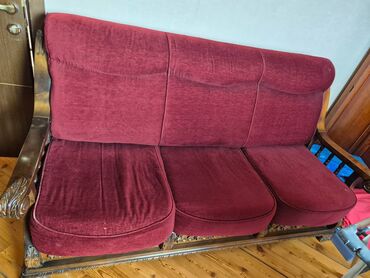 Bağ divan və kreslo dəstləri: İşlənmiş, Jurnal masası, 2 kreslo, Divan, Rumıniya — 19